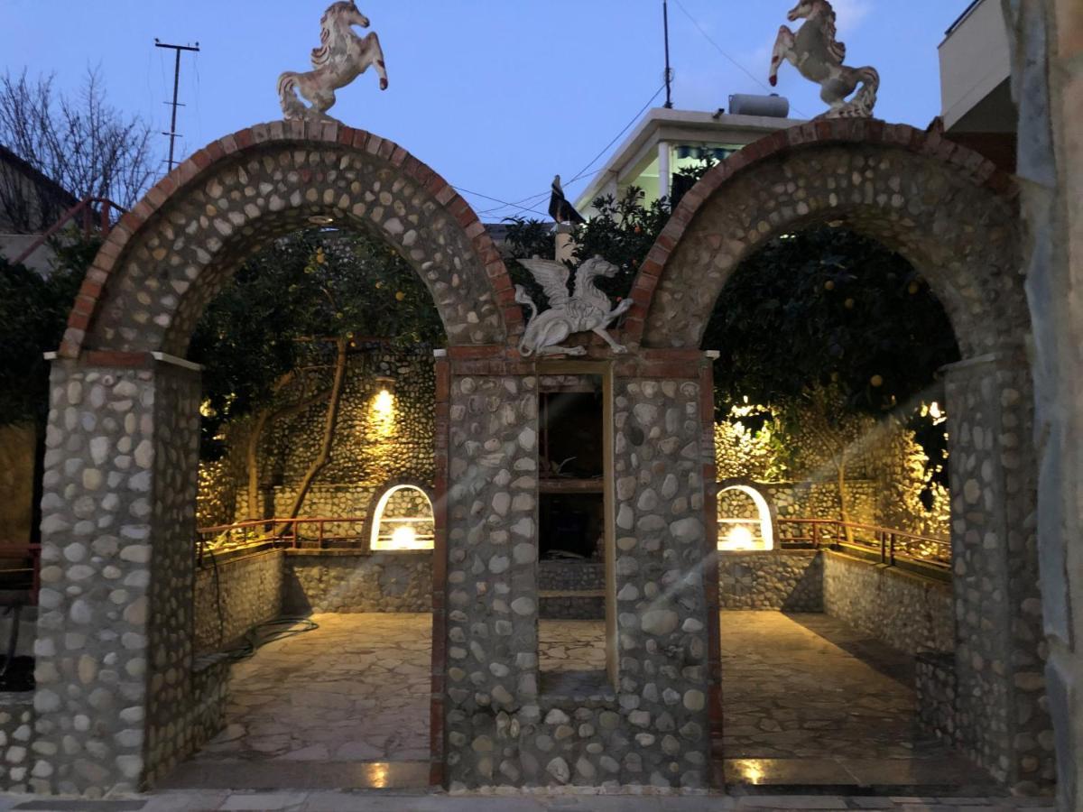 The Sunset Villa Leven فلورا المظهر الخارجي الصورة