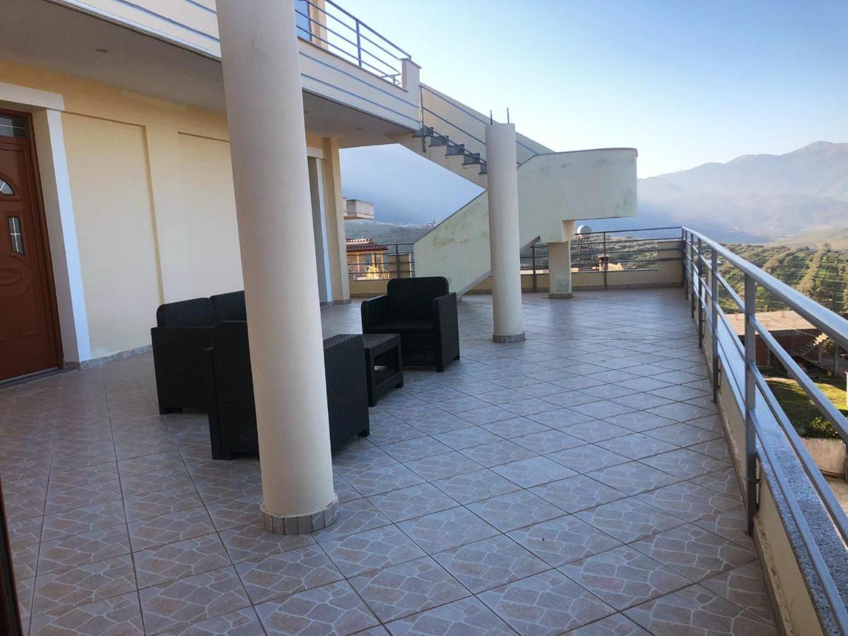 The Sunset Villa Leven فلورا المظهر الخارجي الصورة