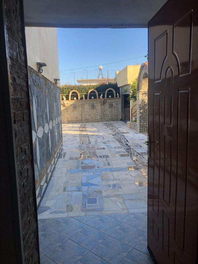 The Sunset Villa Leven فلورا المظهر الخارجي الصورة