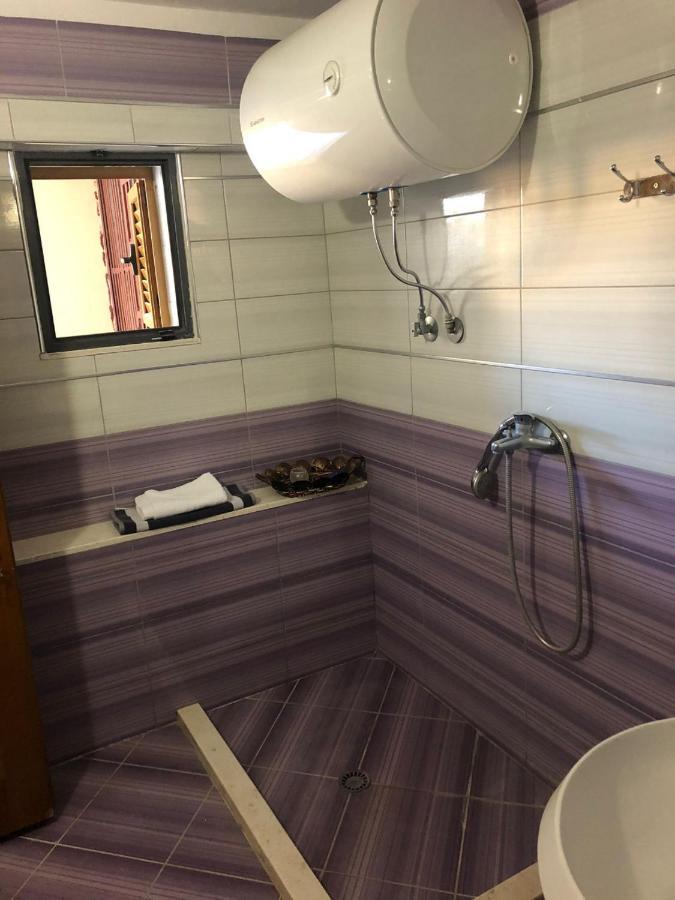 The Sunset Villa Leven فلورا المظهر الخارجي الصورة