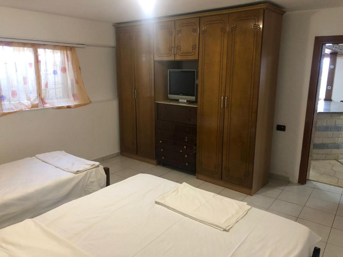 The Sunset Villa Leven فلورا المظهر الخارجي الصورة