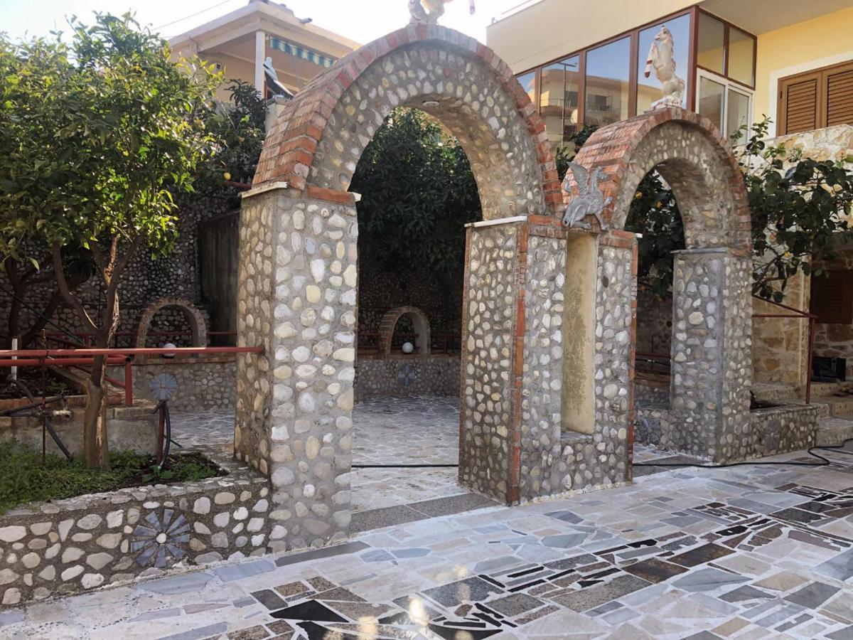The Sunset Villa Leven فلورا المظهر الخارجي الصورة